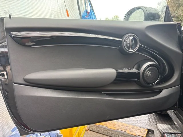 Mini COOPER SE – 18