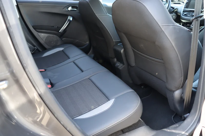 Peugeot 2008 – 14