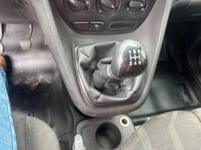 FORD Transit Connect Kasten Trend 3 SITZER KLIMA – 21