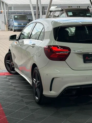 Mercedes-Benz A 180 – 12