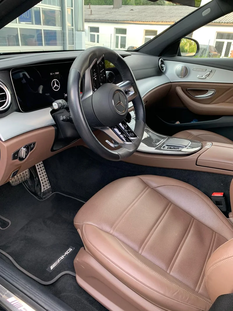 Mercedes-Benz E 63 AMG – 11