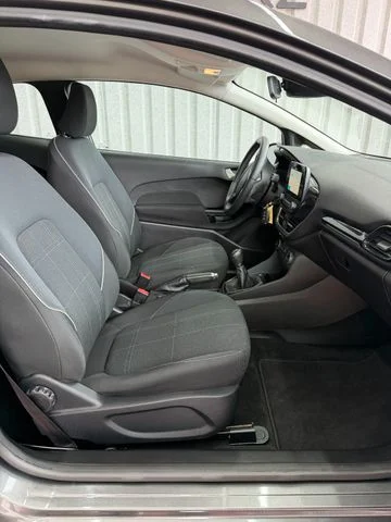 Ford Fiesta – 15