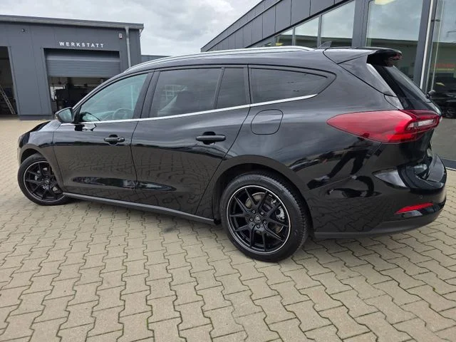 Ford Focus – 8