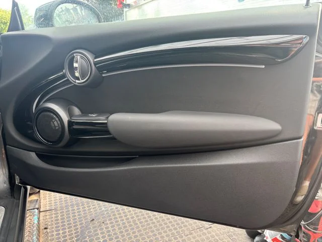Mini COOPER SE – 17