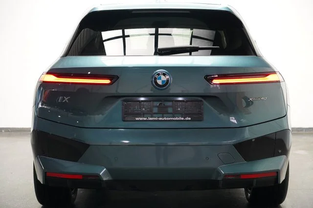 BMW iX – 6