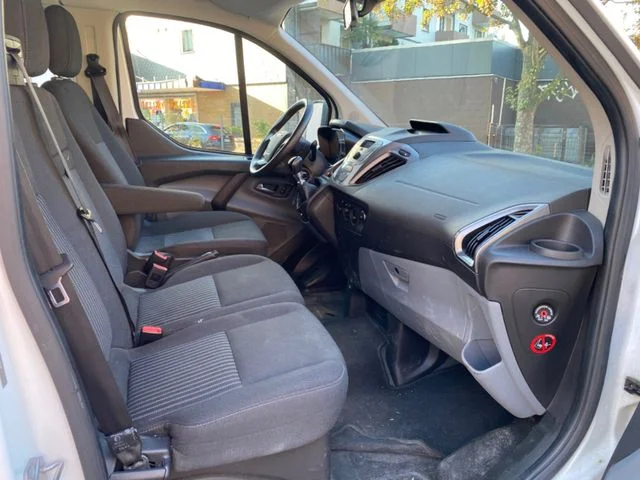 Ford Transit – 14