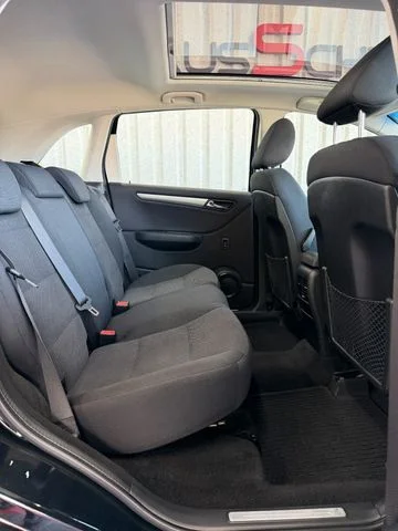Mercedes-Benz B 200 – 13