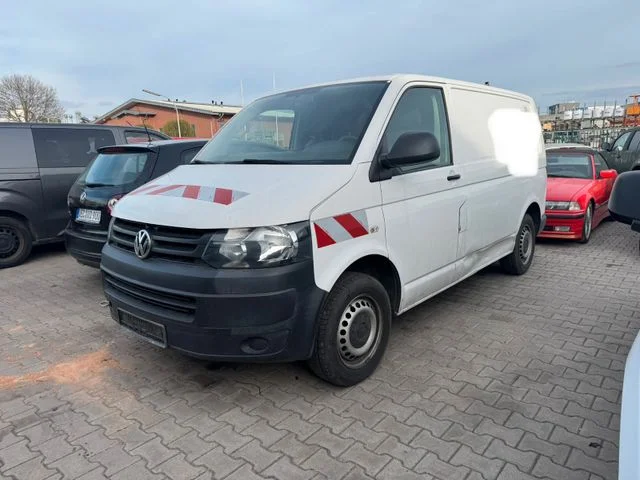 VW T5 Transporter Kasten-Kombi Kasten  MOTORSCHADEN