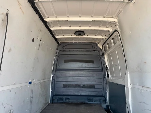 VW Crafter Kasten 35 mittel L2H2 Hochdach 1HAND – 14