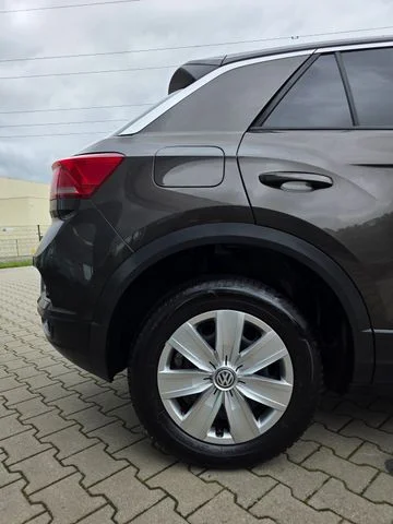 Volkswagen T-Roc – 16