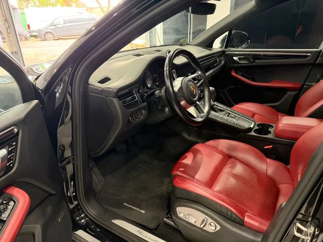 Porsche Macan – 14