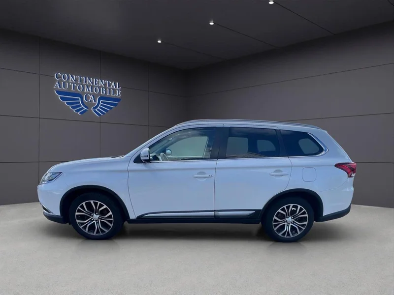 Mitsubishi Outlander – 3