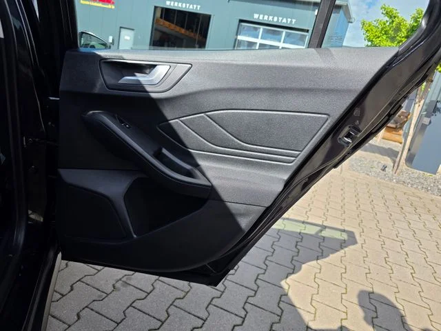 Ford Focus – 23