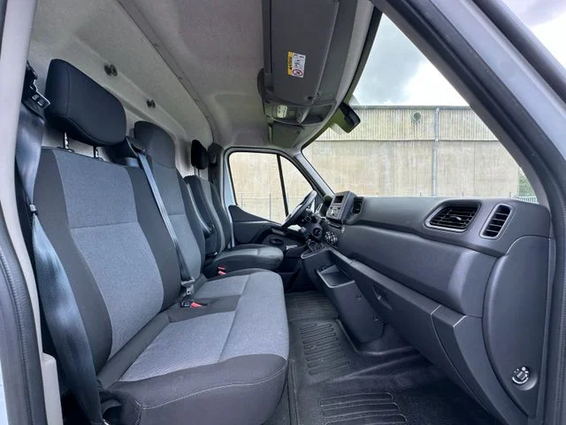 RENAULT Master – 23
