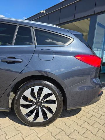 Ford Focus – 5