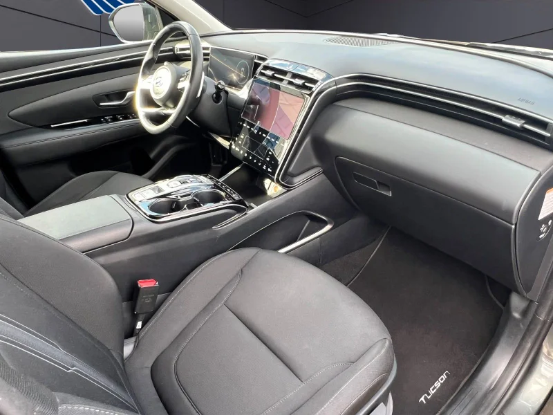Hyundai Tucson – 18