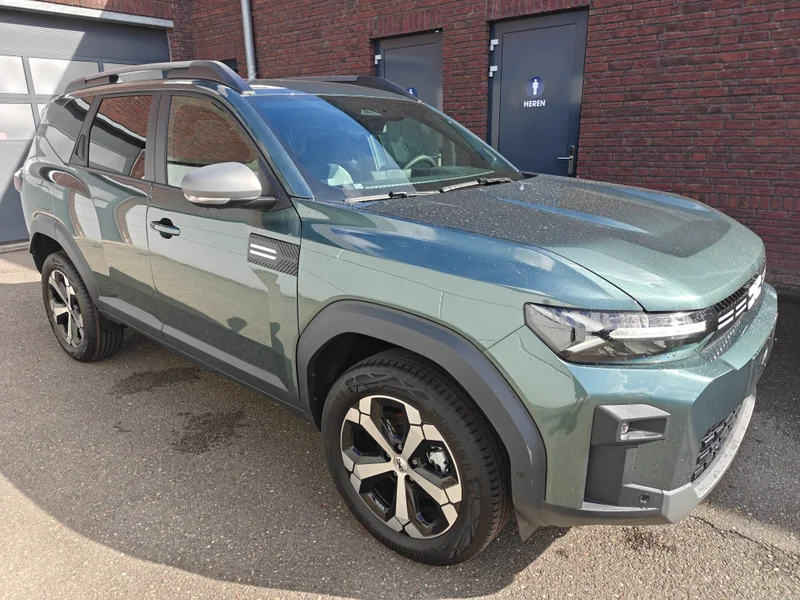 Dacia BIGSTER JOURNEY MILD HYBRID 140 – 4