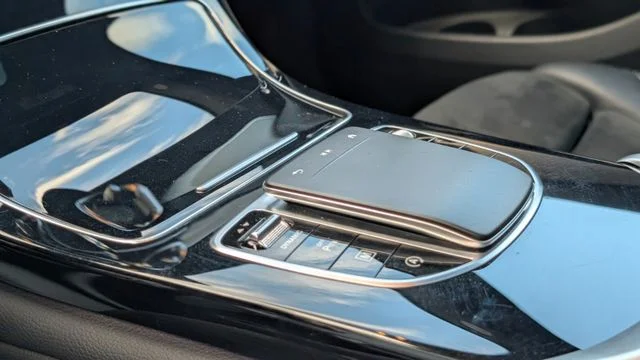 MERCEDES-BENZ GLC 300 – 20