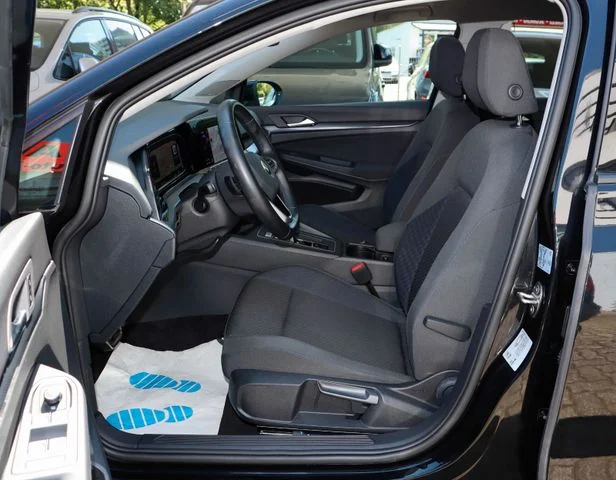 Volkswagen Golf – 10