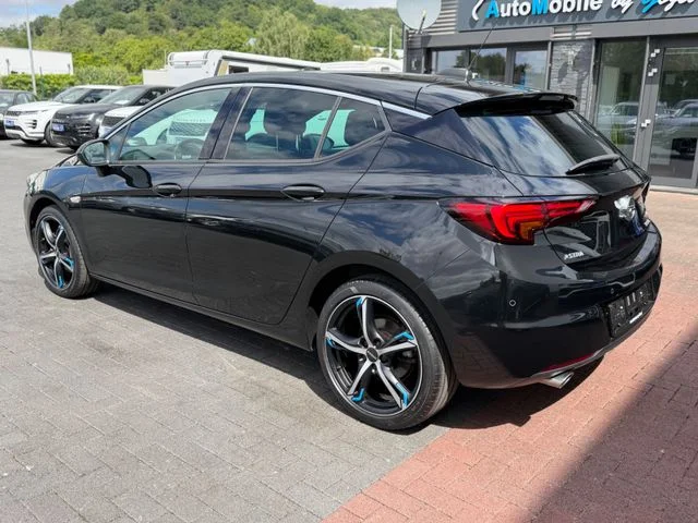 Opel Astra – 3