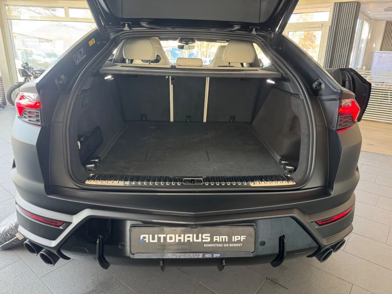 Lamborghini Urus – 35