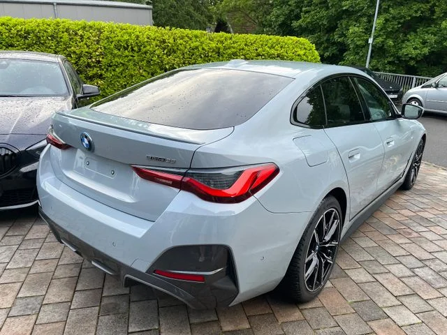 BMW i4 – 5