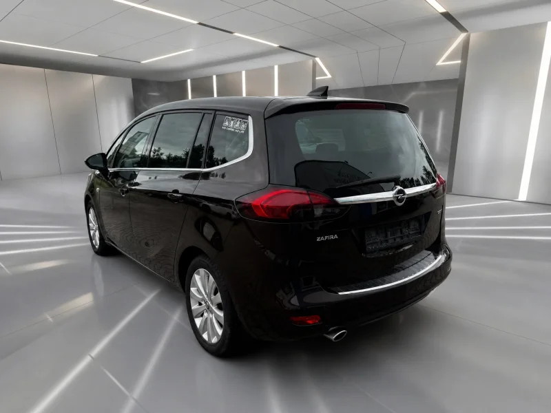 Opel Zafira – 4