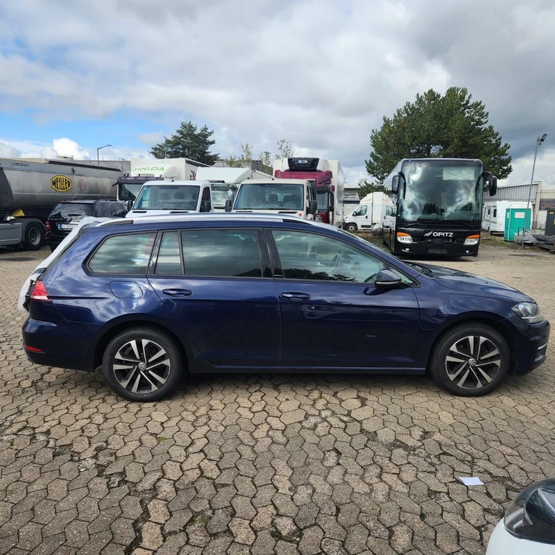Volkswagen Golf – 15