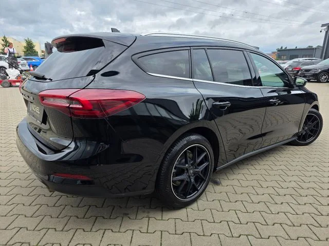 Ford Focus – 3