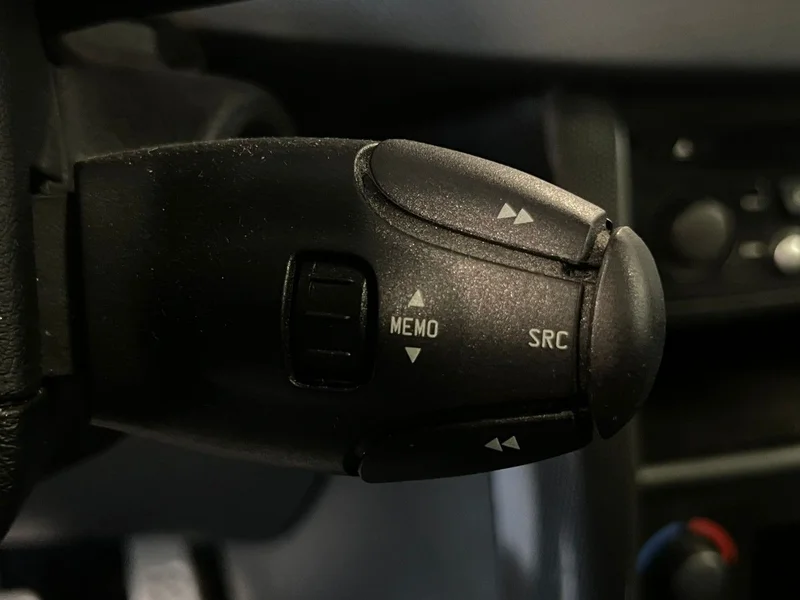 Peugeot 207 – 14