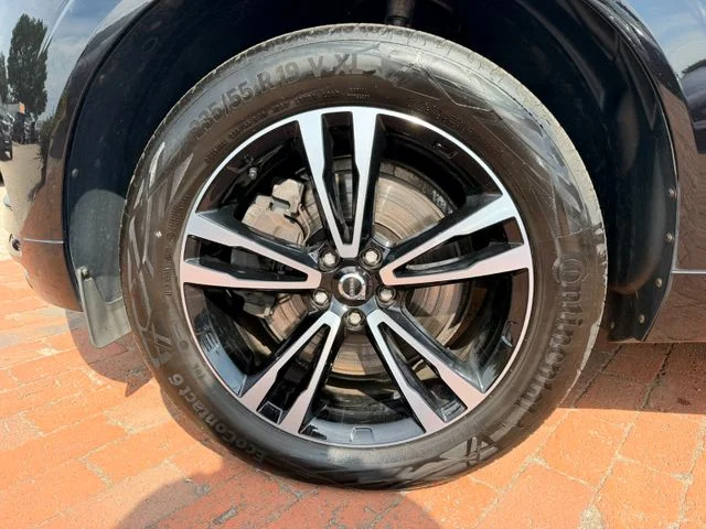 VOLVO XC 60 – 2