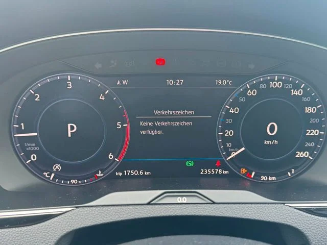 Volkswagen Passat Variant – 9