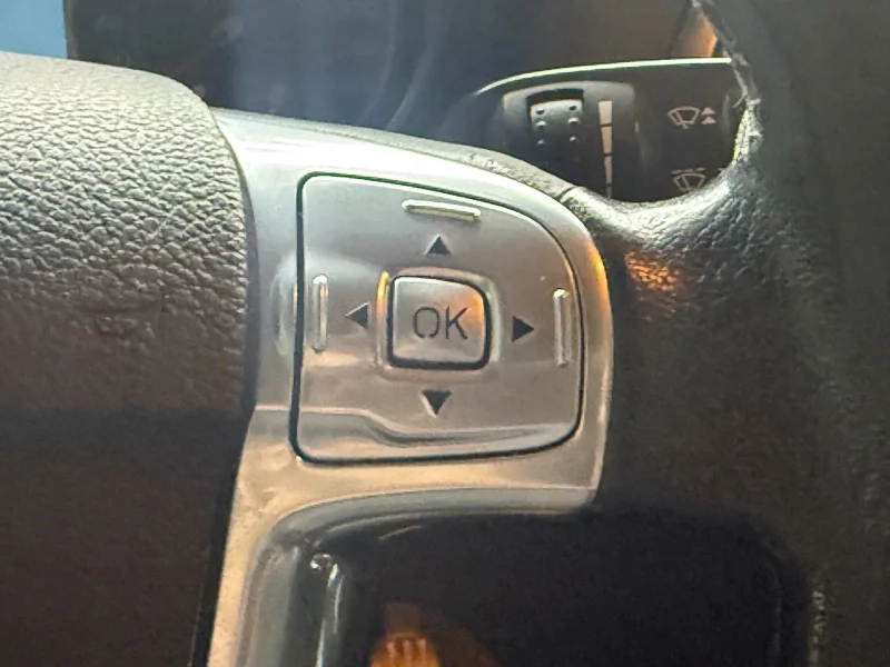 Ford Mondeo – 10
