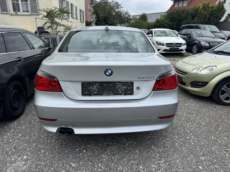 BMW 520 – 5