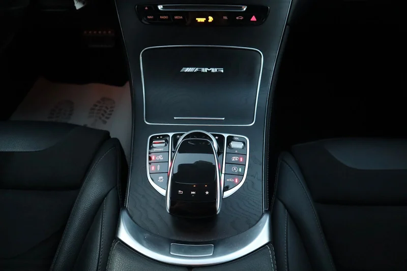 Mercedes-Benz GLC 63 AMG – 21