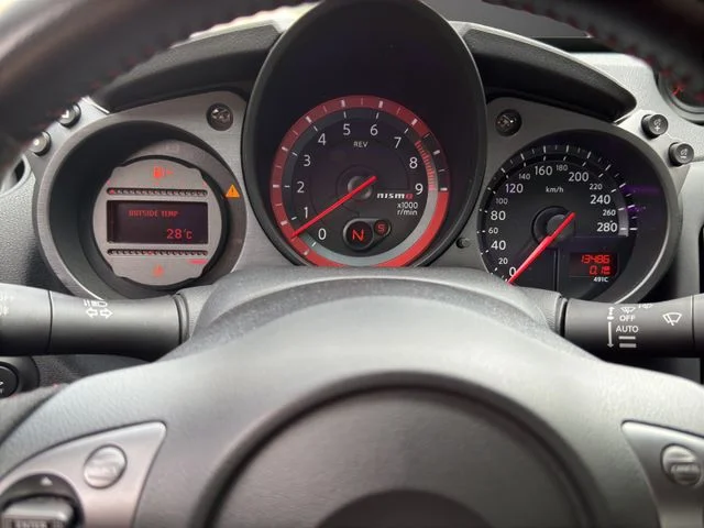 Nissan 370Z – 15