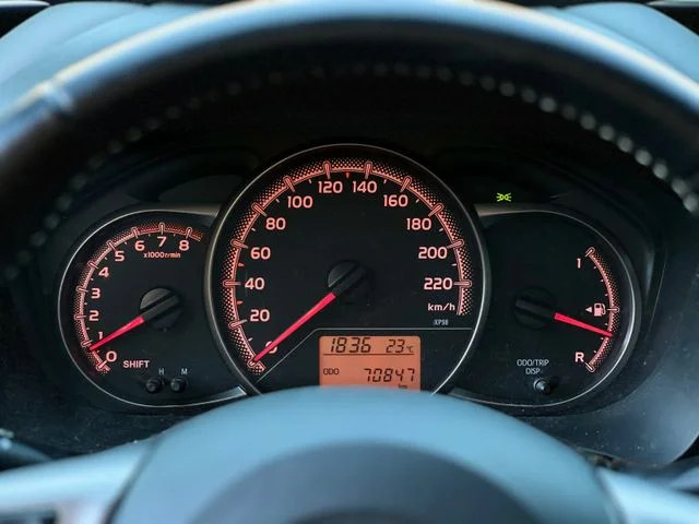 Toyota Yaris – 10