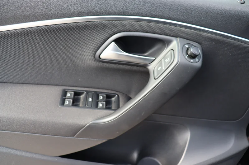 Volkswagen Polo – 10