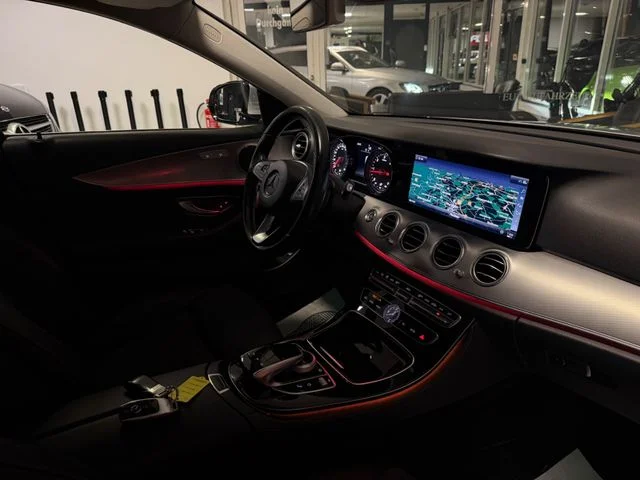 Mercedes-Benz E 220 – 16
