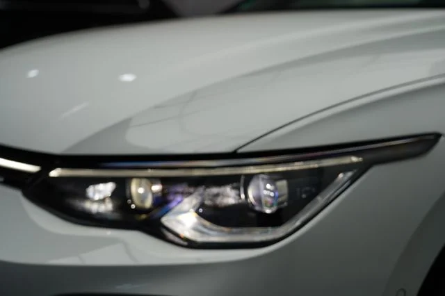 VW Golf – 8