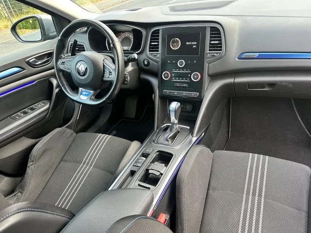 Renault Megane – 7