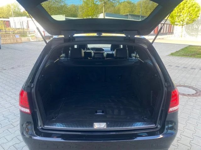 MERCEDES-BENZ E 250 – 23