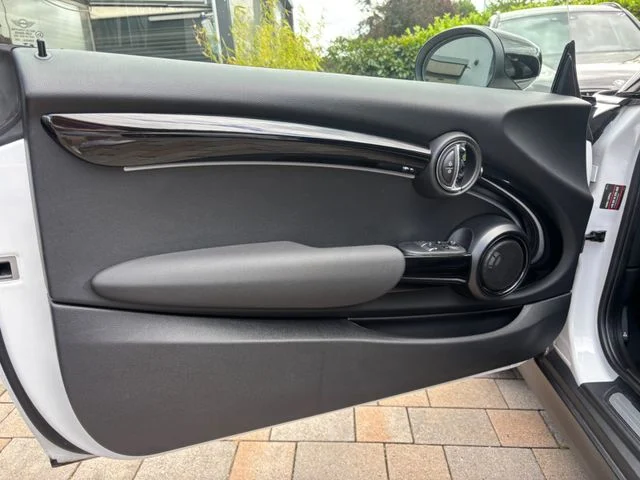 Mini COOPER SE – 19