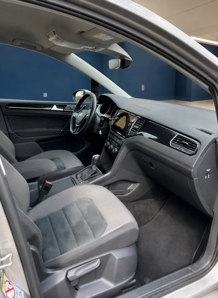 VW Golf Sportsvan – 11