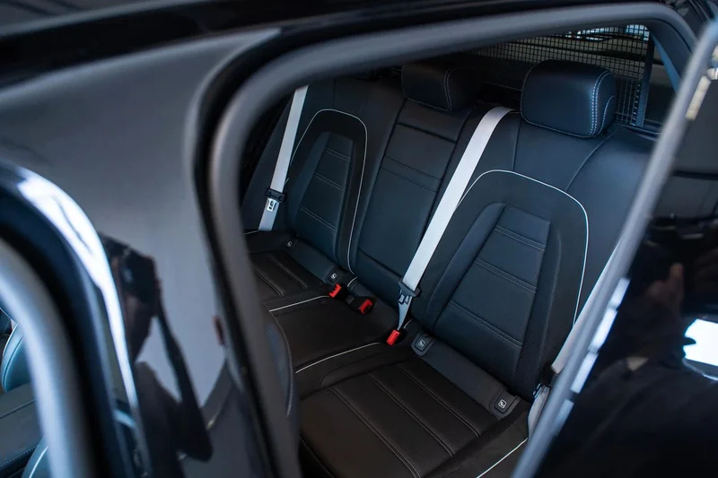 Mercedes-Benz E 63 AMG – 33