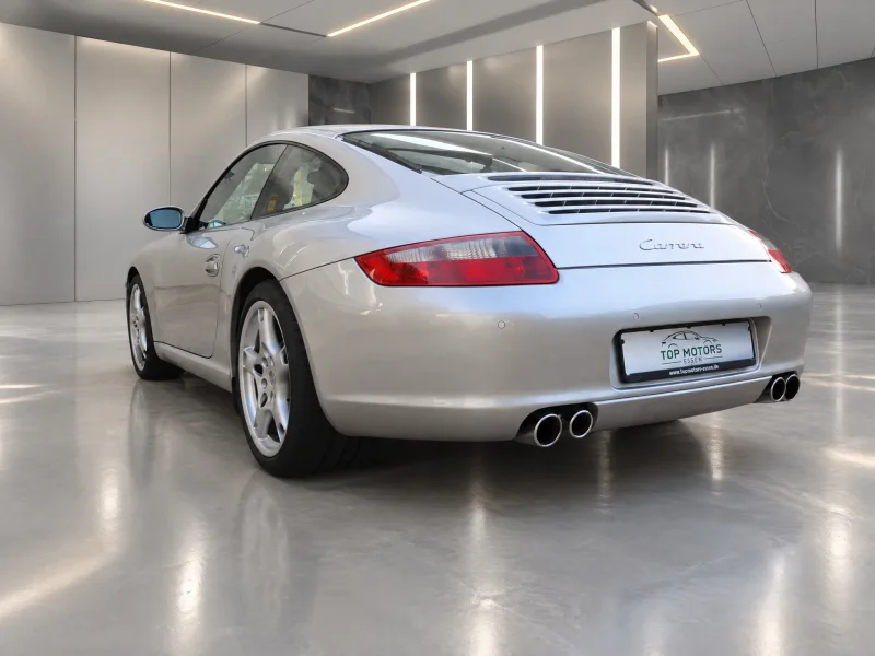 Porsche 911 – 28