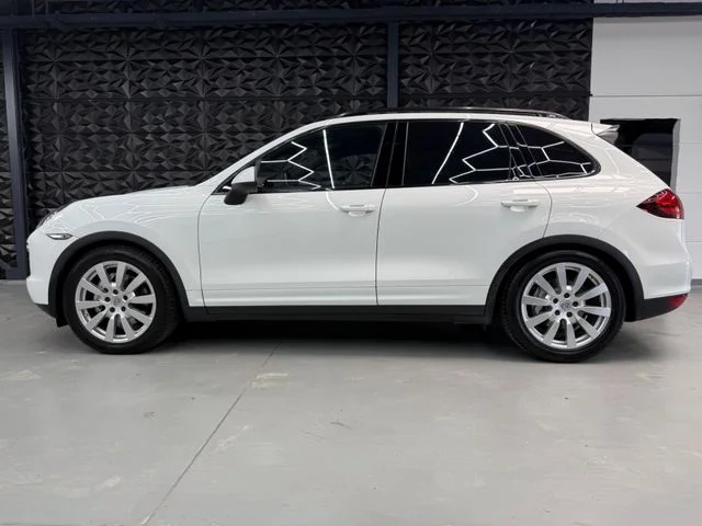 Porsche Cayenne – 4