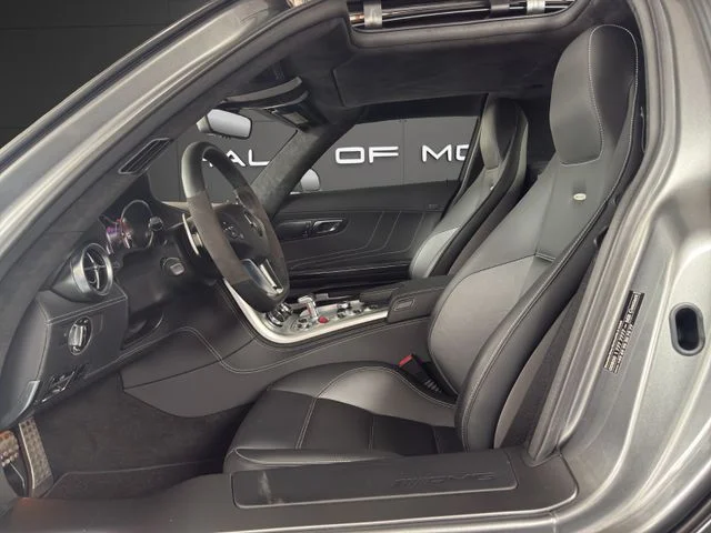 Mercedes-Benz SLS AMG – 9