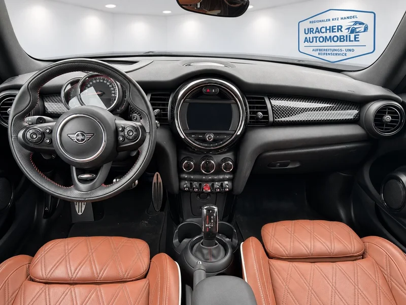Mini John Cooper Works Cabrio – 17