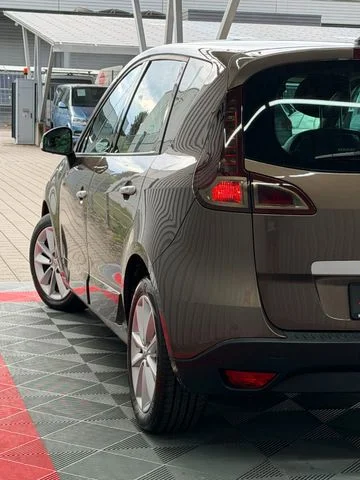 Renault Scenic – 12